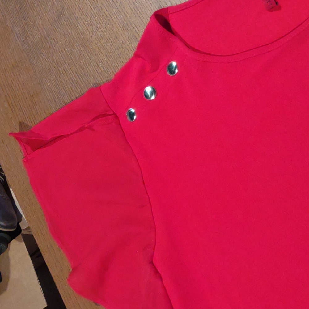 LOVE SCARLETT ❤️❤️❤️ Red Top Size 3X - Picture 3 of 5